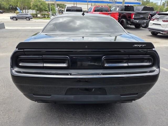 Dodge Challenger  2021