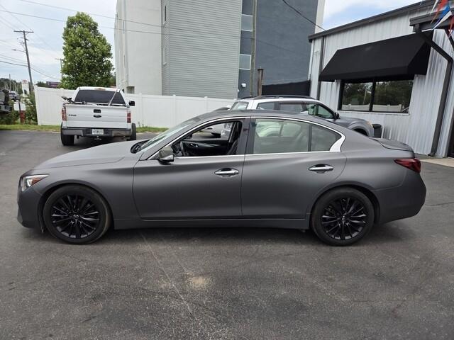Infiniti Q50  2021
