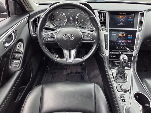Infiniti Q50  2021