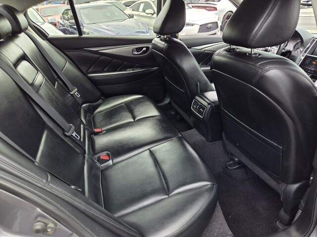 Infiniti Q50  2021