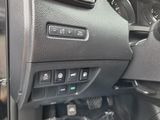 Nissan Rogue  2019