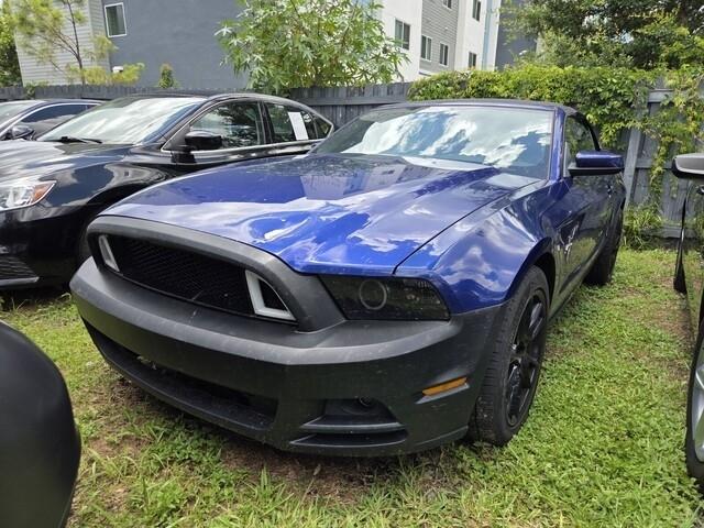 Ford Mustang  2013