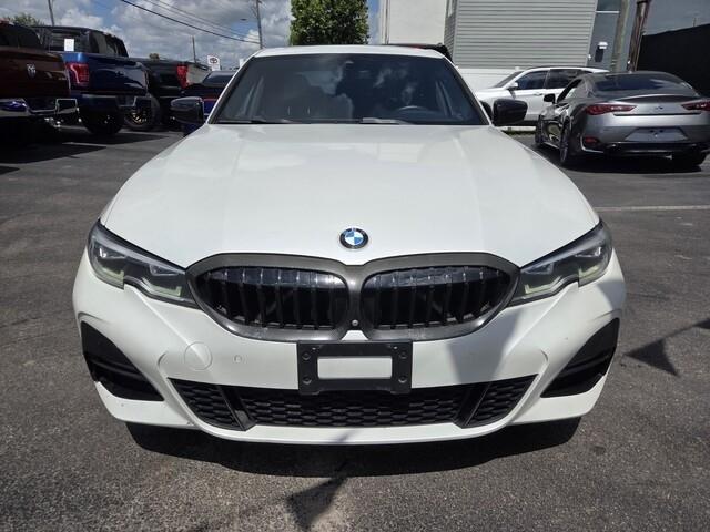 BMW 3-Series  2021
