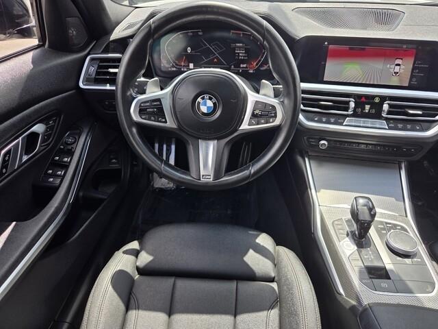BMW 3-Series  2021