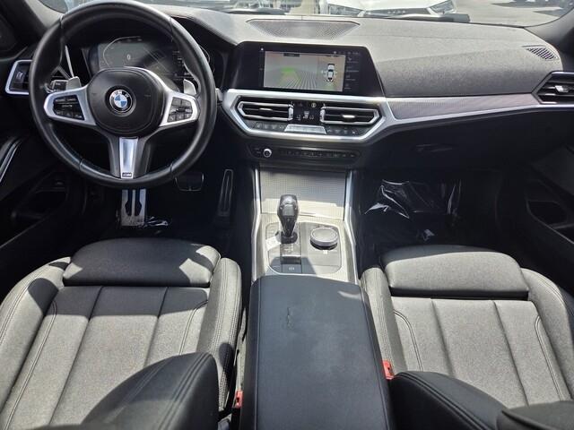 BMW 3-Series  2021