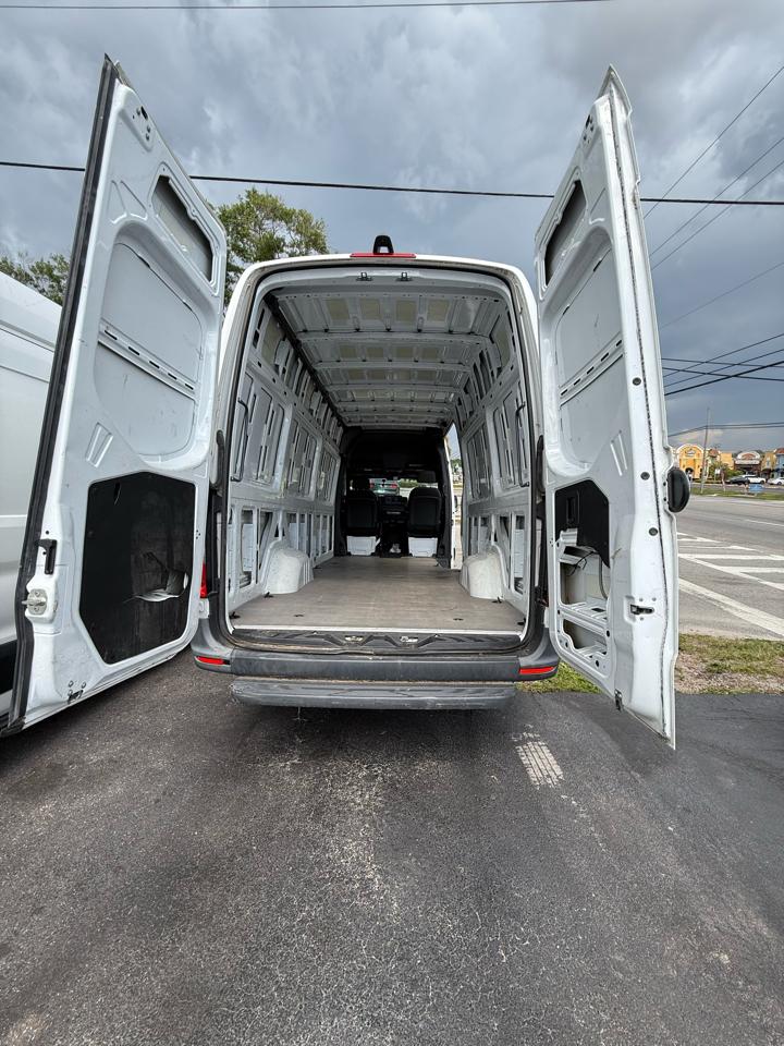 Mercedes-Benz Sprinter  2022