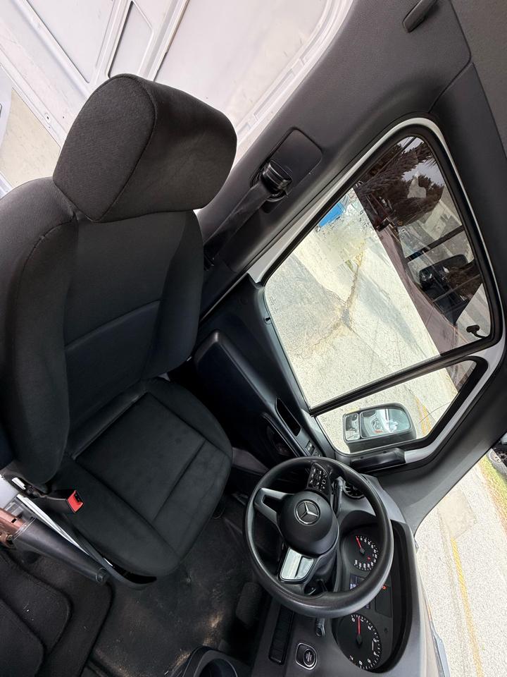 Mercedes-Benz Sprinter  2022