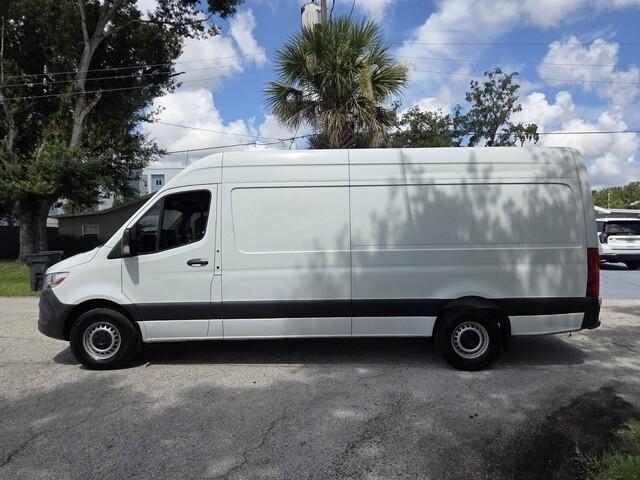Mercedes-Benz Sprinter  2022