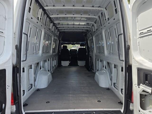 Mercedes-Benz Sprinter  2022