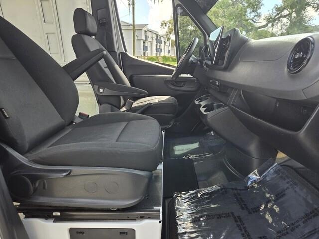 Mercedes-Benz Sprinter  2022