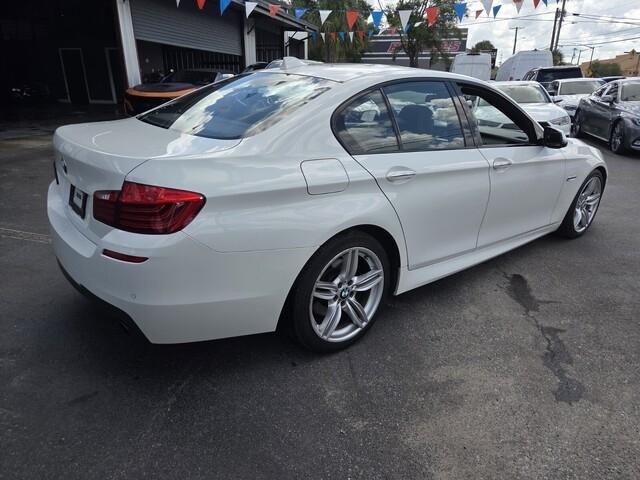 BMW 5-Series  2016