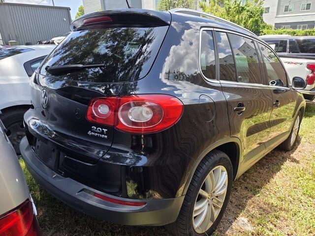 Volkswagen Tiguan  2009