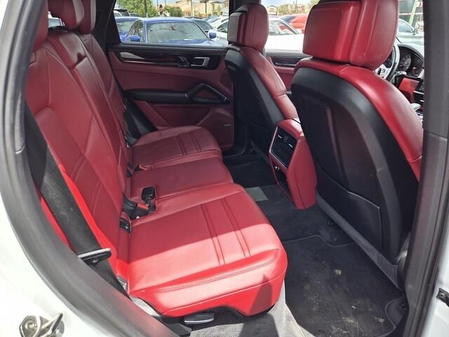 Porsche Cayenne  2019
