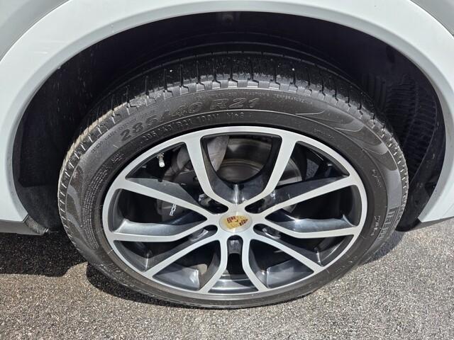 Porsche Cayenne  2019