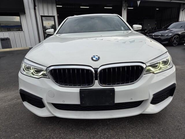 BMW 5-Series  2018