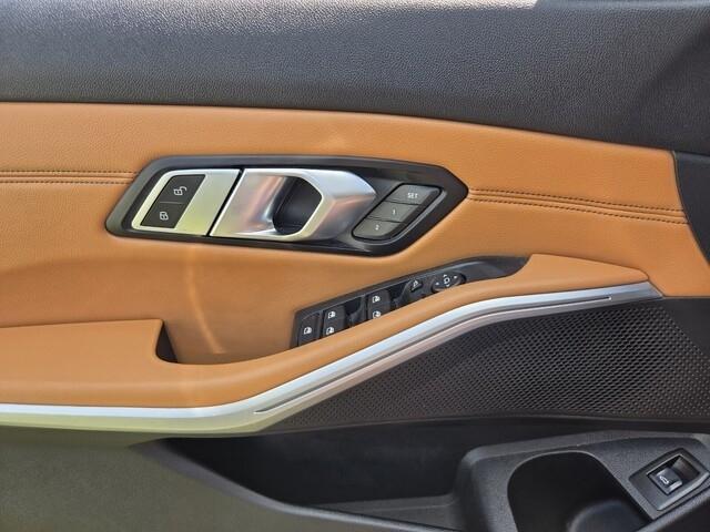 BMW 3-Series  2019