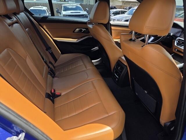 BMW 3-Series  2019