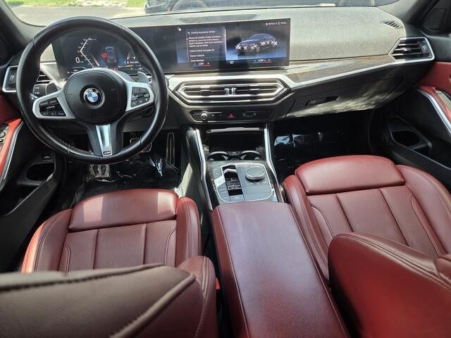 BMW 3-Series  2023