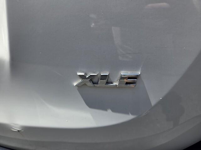 Toyota RAV4 XLE 2015