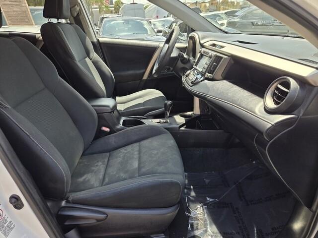Toyota RAV4 XLE 2015