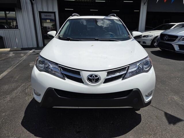 Toyota RAV4 XLE 2015