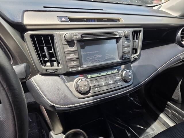 Toyota RAV4 XLE 2015