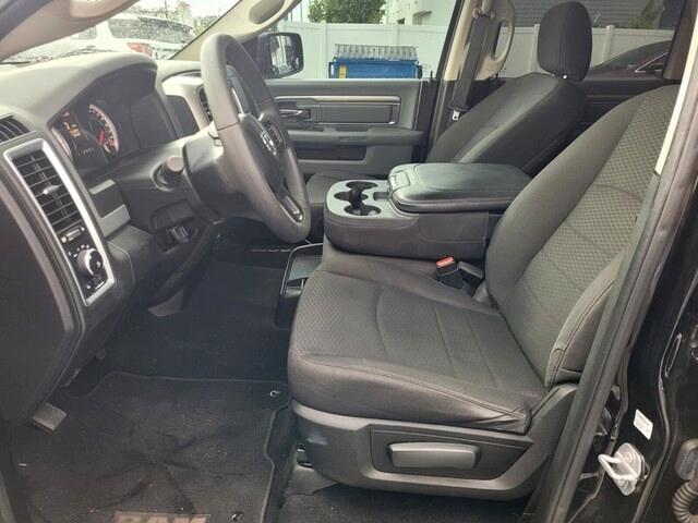RAM 1500 Classic Tradesman Crew Cab SWB 2WD 2019