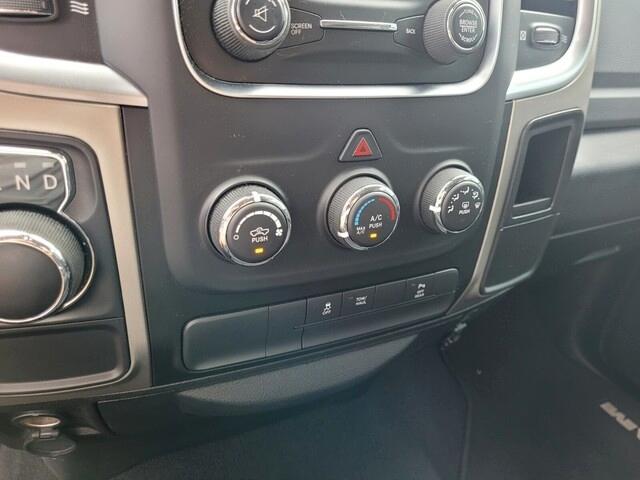 RAM 1500 Classic Tradesman Crew Cab SWB 2WD 2019