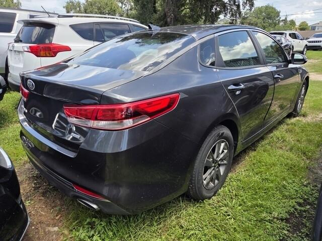 Kia Optima  2016