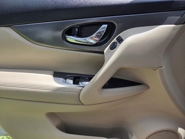 Nissan Rogue SV 2015
