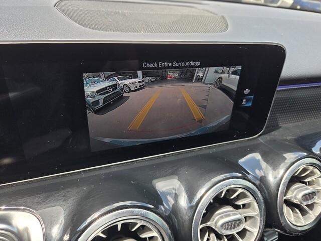 Mercedes-Benz GLB-Class GLB 250 2020