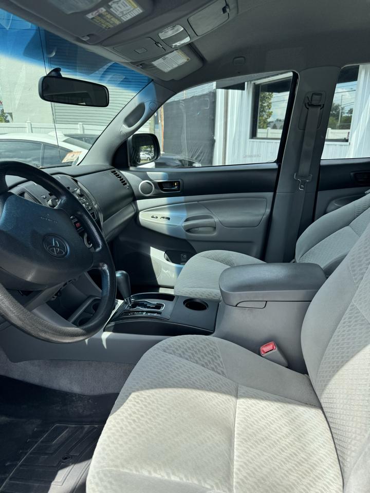 Toyota Tacoma V6 2011