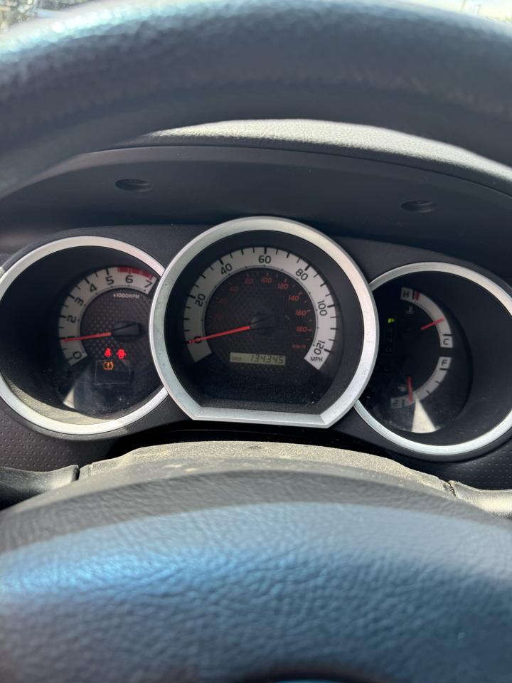 Toyota Tacoma V6 2011