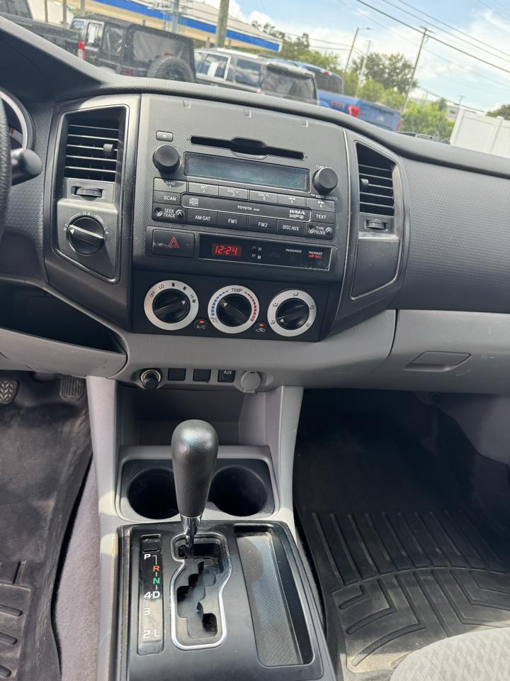 Toyota Tacoma V6 2011