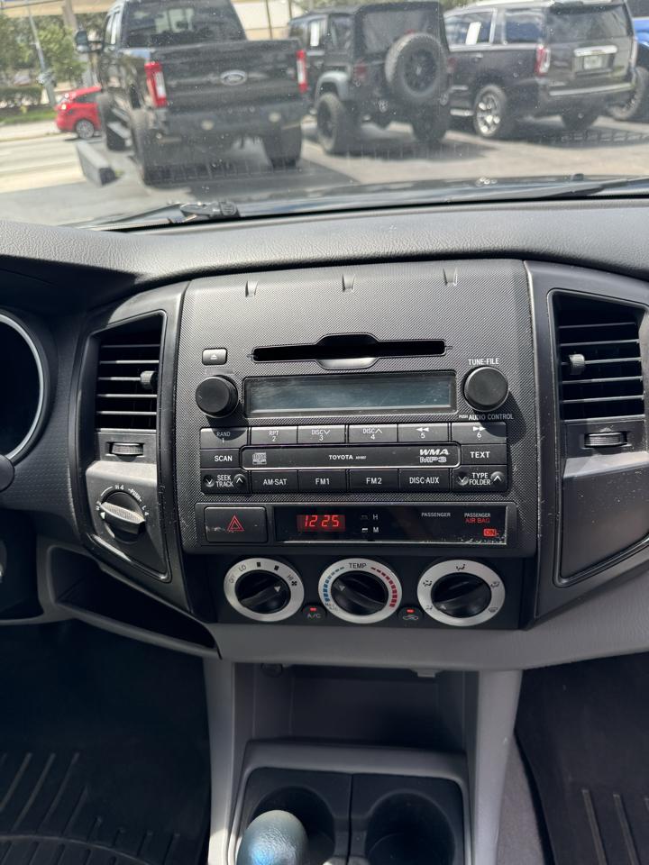 Toyota Tacoma V6 2011