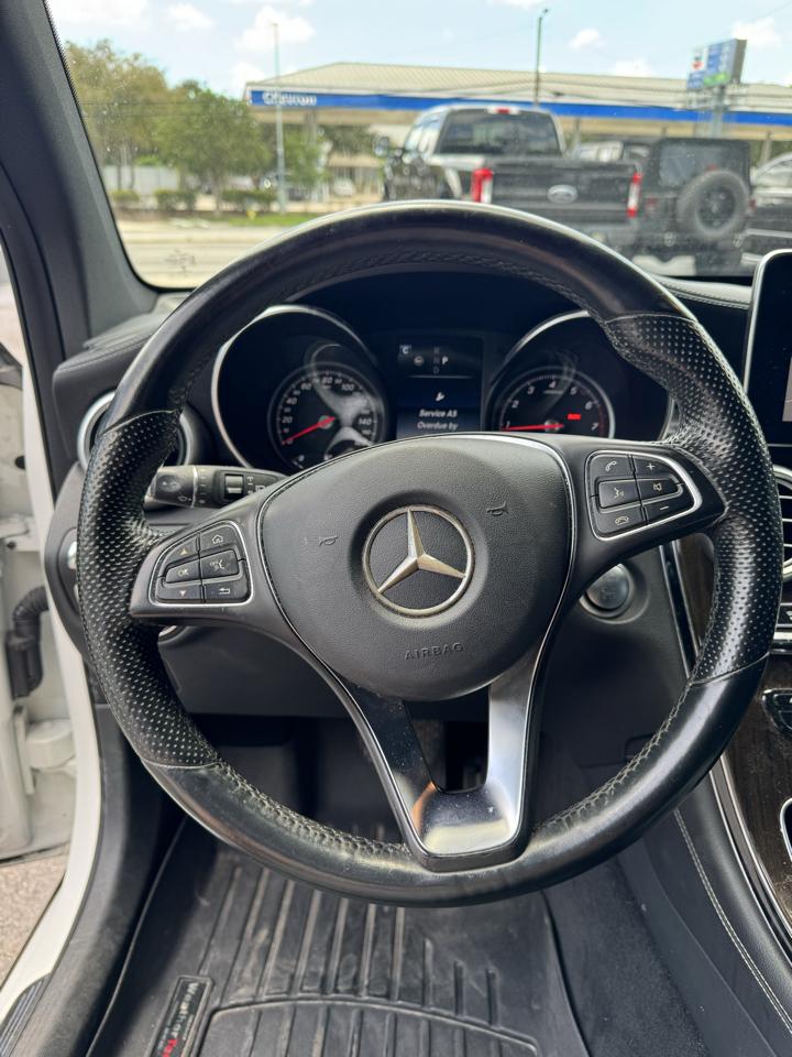 Mercedes-Benz GLC-Class  2017