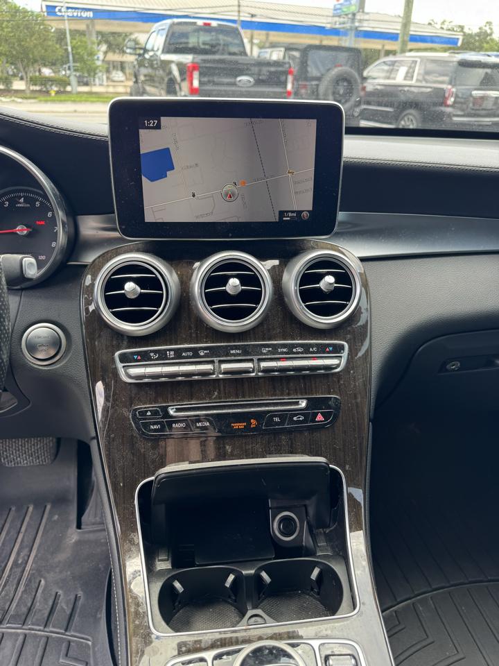 Mercedes-Benz GLC-Class  2017