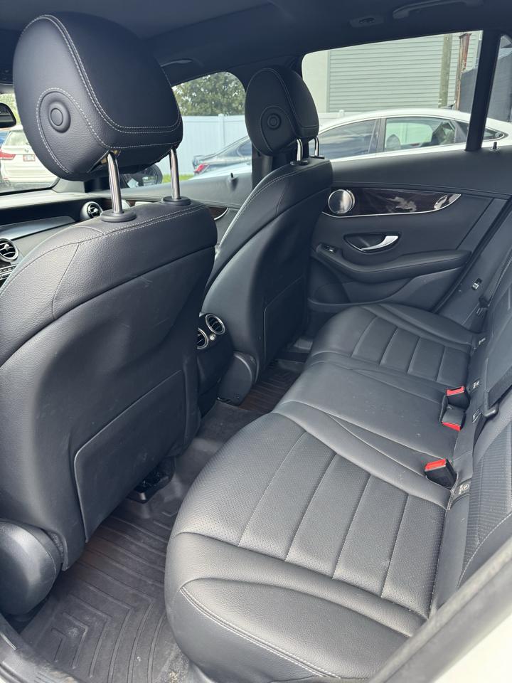Mercedes-Benz GLC-Class  2017