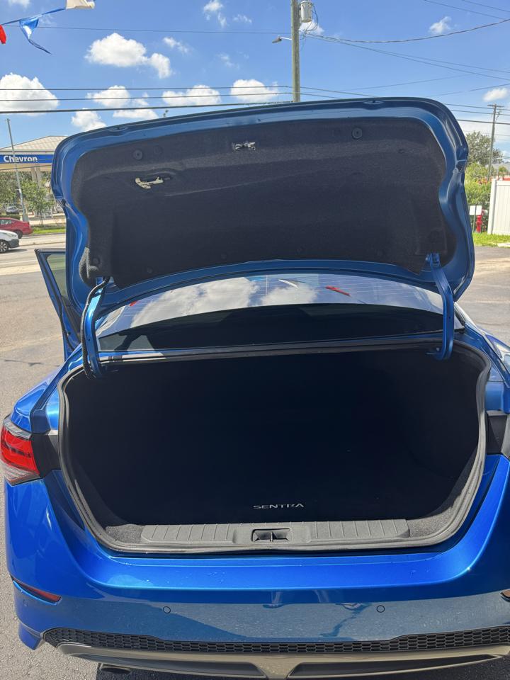 Nissan Sentra SR 2020