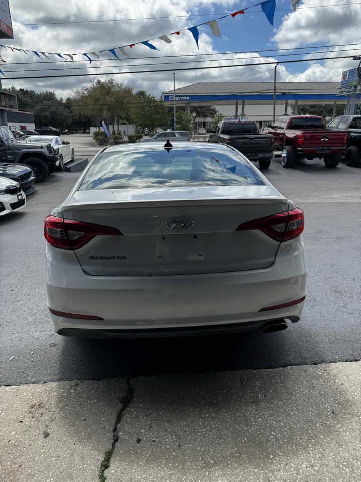 Hyundai Sonata SE 2015