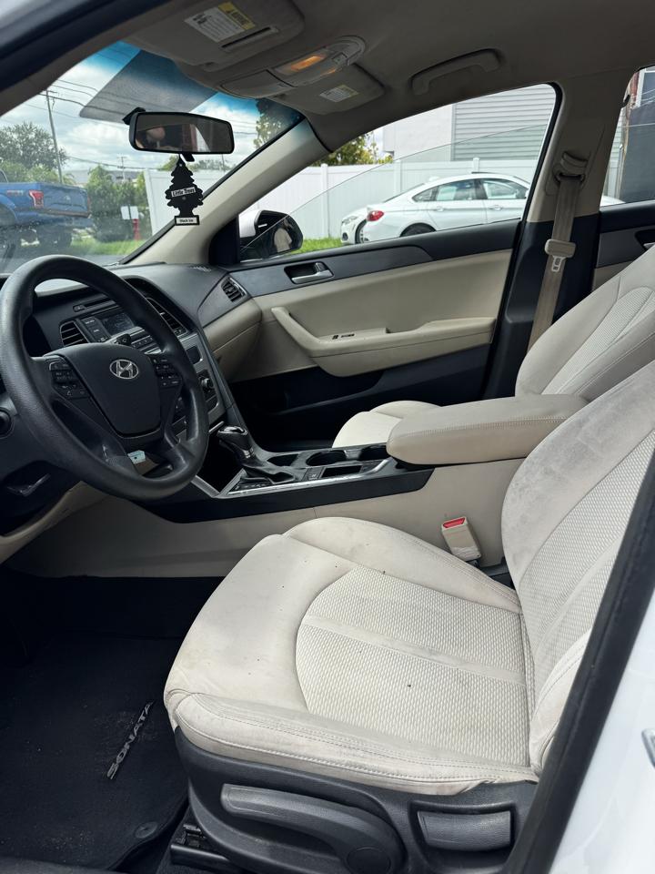 Hyundai Sonata SE 2015