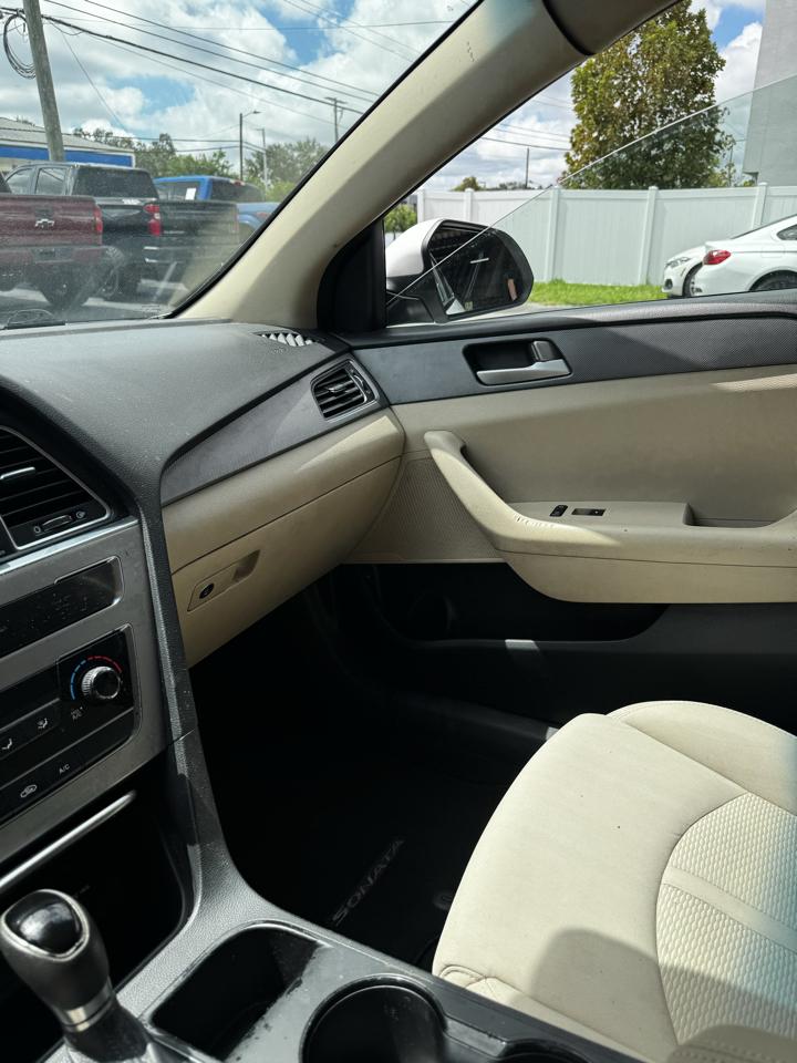 Hyundai Sonata SE 2015
