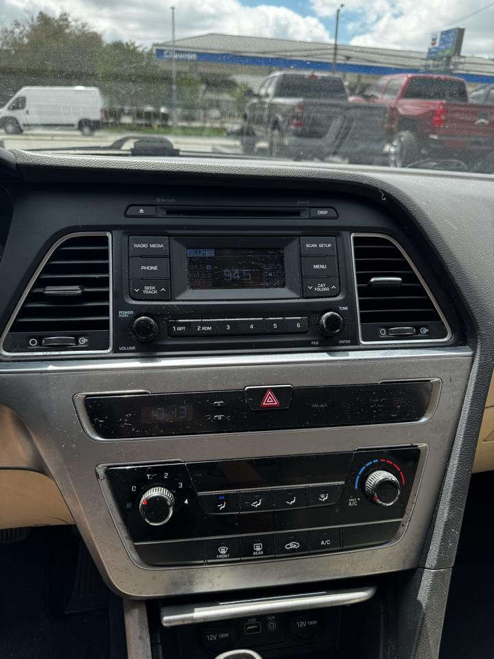Hyundai Sonata SE 2015