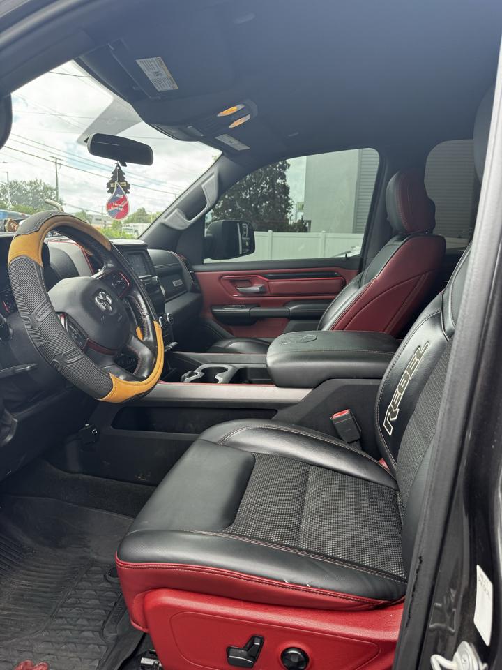 RAM 1500 Rebel Quad Cab 4WD 2019
