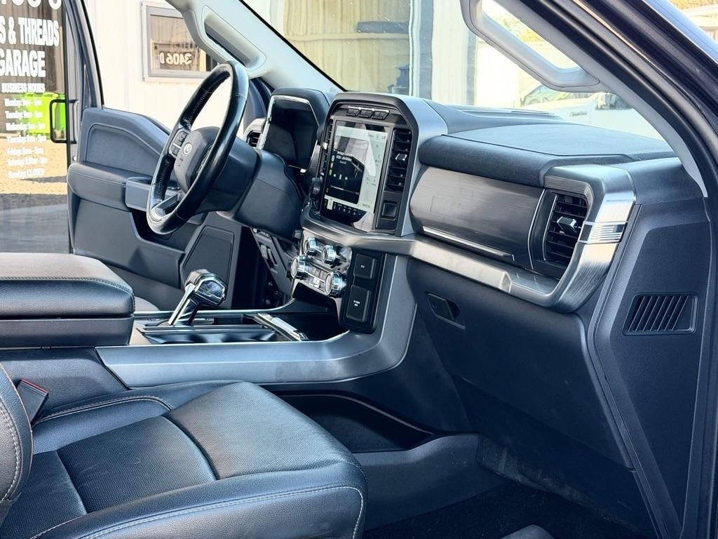 Ford F-150 4WD SuperCrew 145" Lariat 2022