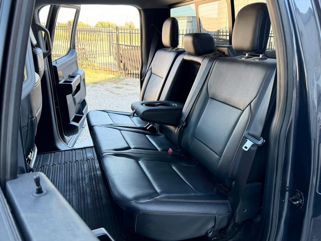 Ford F-150 4WD SuperCrew 145" Lariat 2022