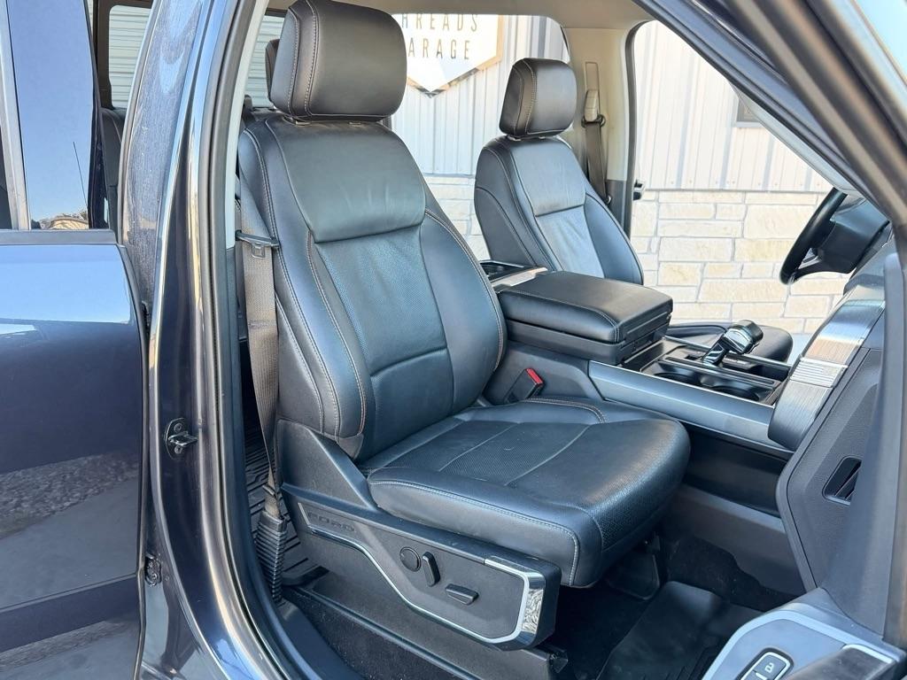 Ford F-150 4WD SuperCrew 145" Lariat 2022