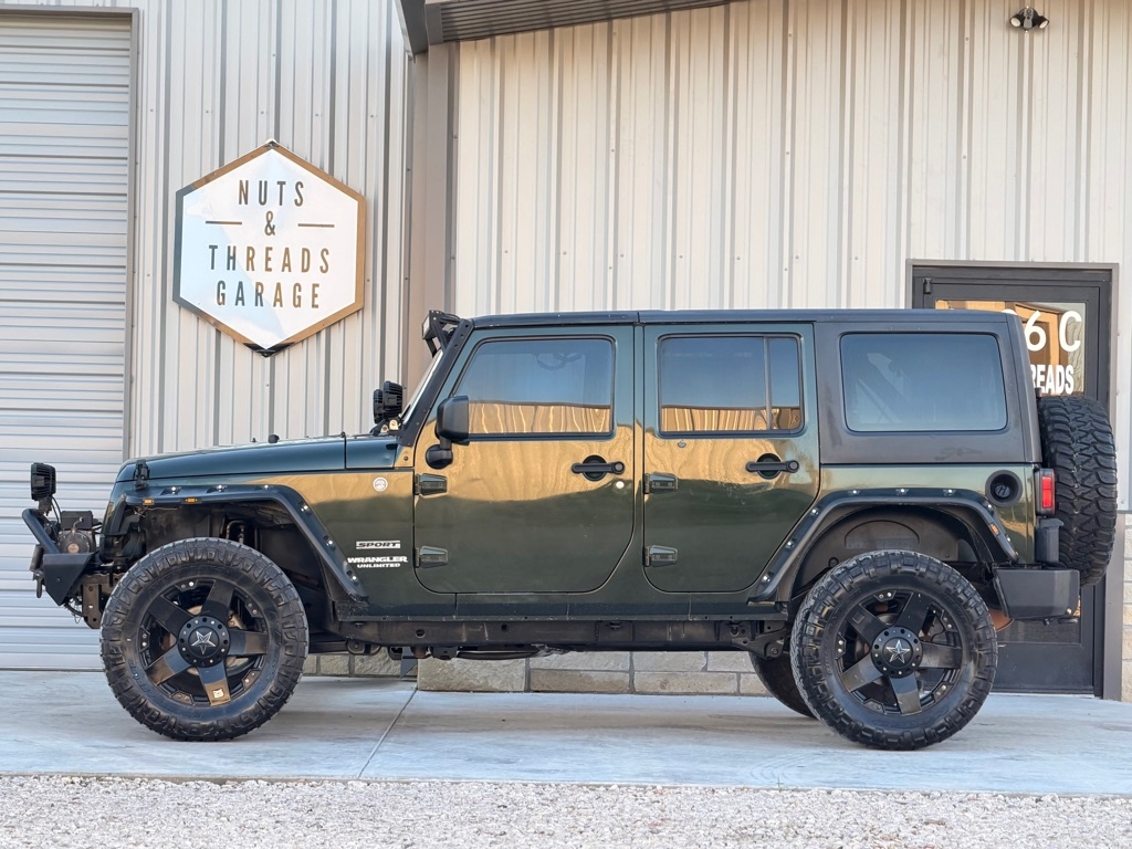 Jeep Wrangler Unlimited Sport 4WD 2011
