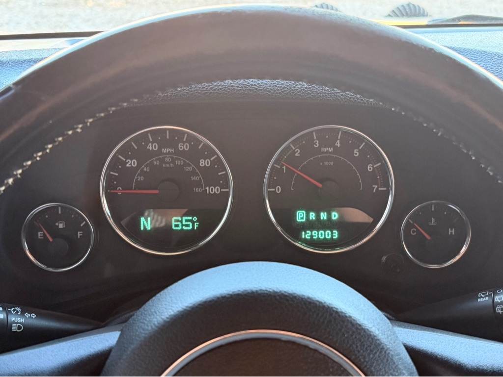 Jeep Wrangler Unlimited Sport 4WD 2011