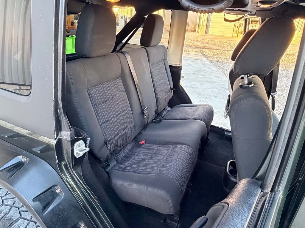 Jeep Wrangler Unlimited Sport 4WD 2011